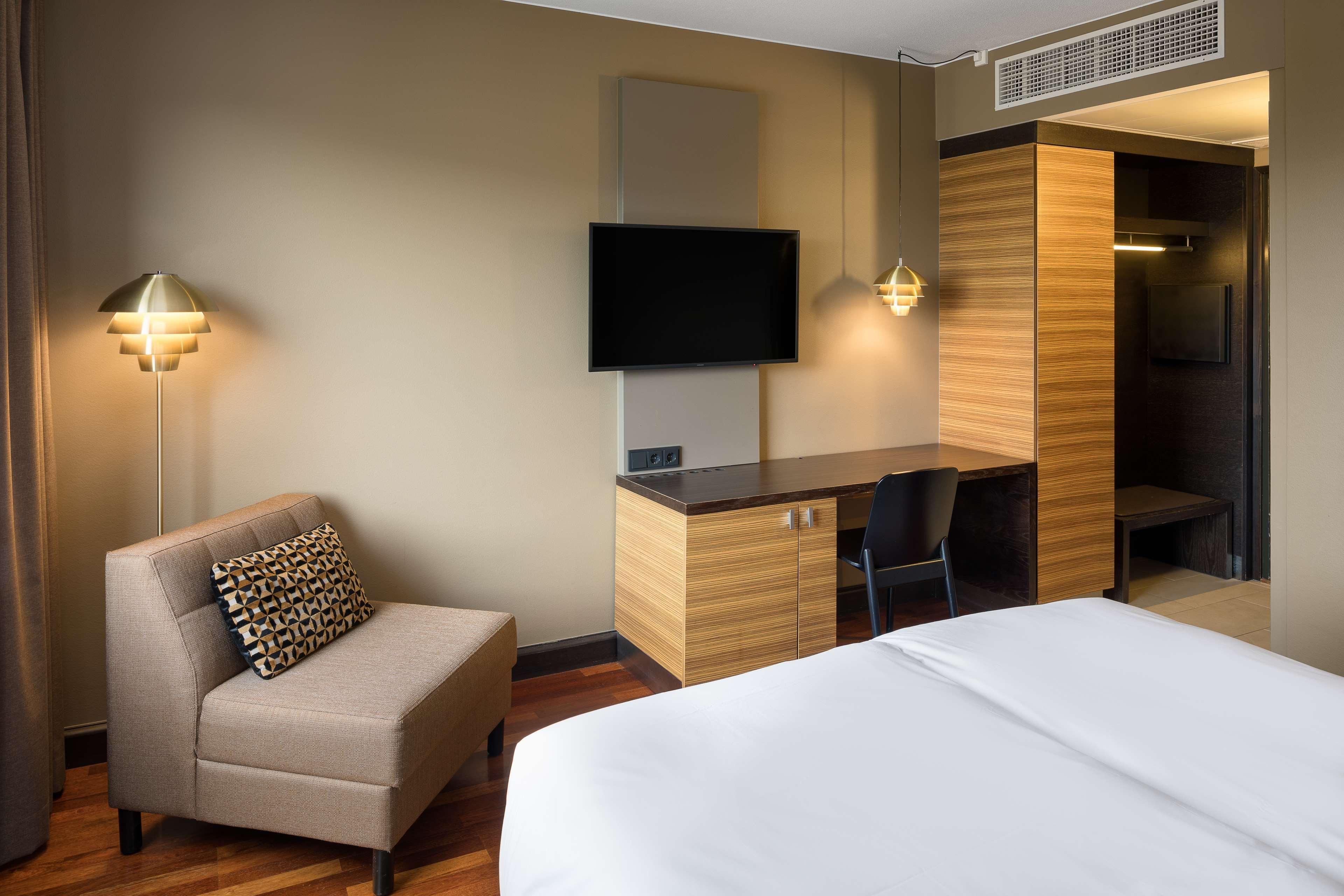 Radisson Blu Marina Palace Hotel, Турку Екстер'єр фото
