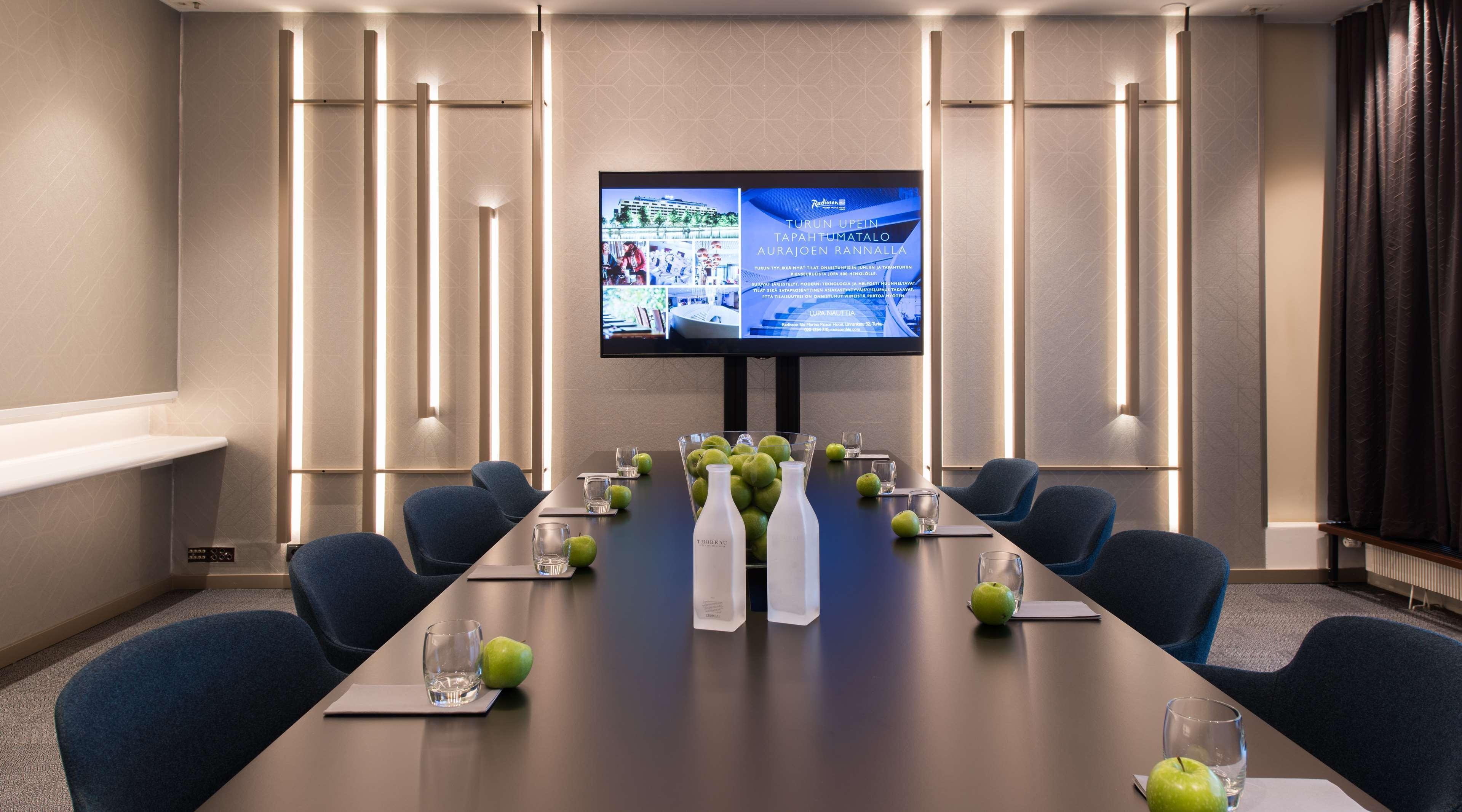 Radisson Blu Marina Palace Hotel, Турку Екстер'єр фото